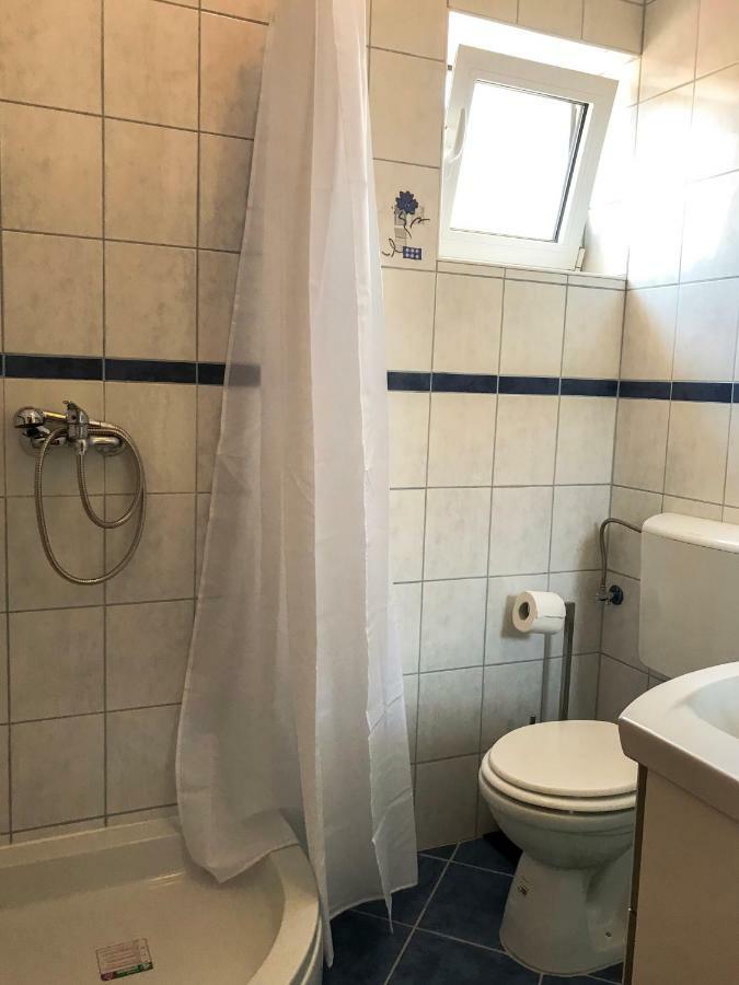 Mr. Hall Apartments Barbat na Rabu 외부 사진